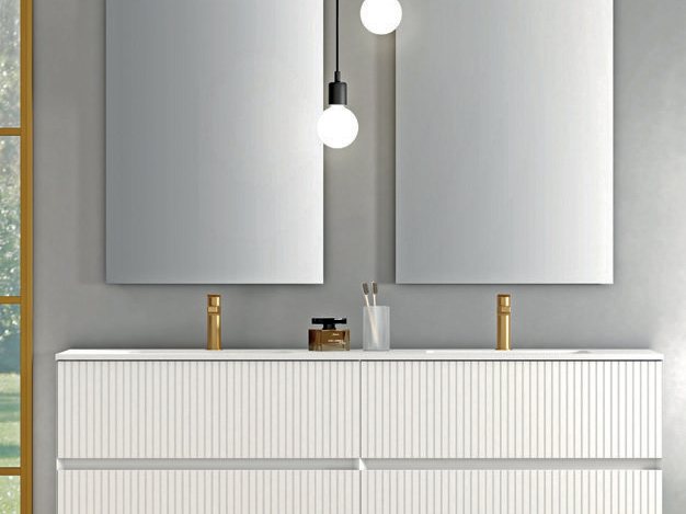 Mueble curvo Torino en blanco del programa Standard Line de Sergio Luppi